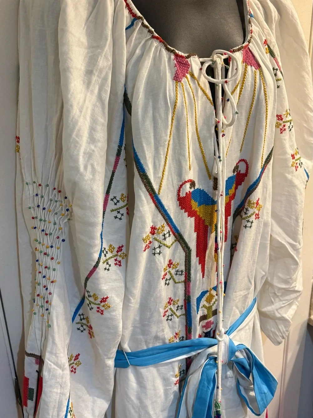 NWT Farm Rio Macaw Tassel-Tie Embroidered Maxi Dress Size M - Picture 3 of 16